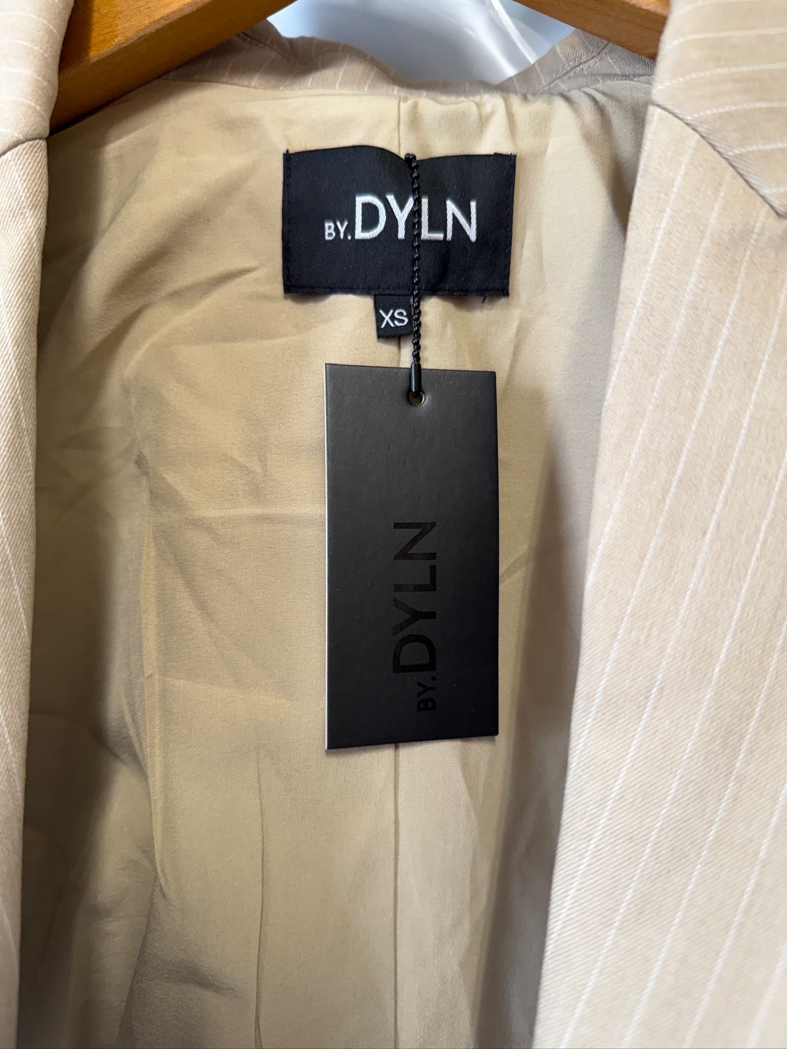 BY.DYLN ZAYNE Cropped Blazer Pinstripe Women's XS Bone Stripe New w/Tags - Thumbnail 2