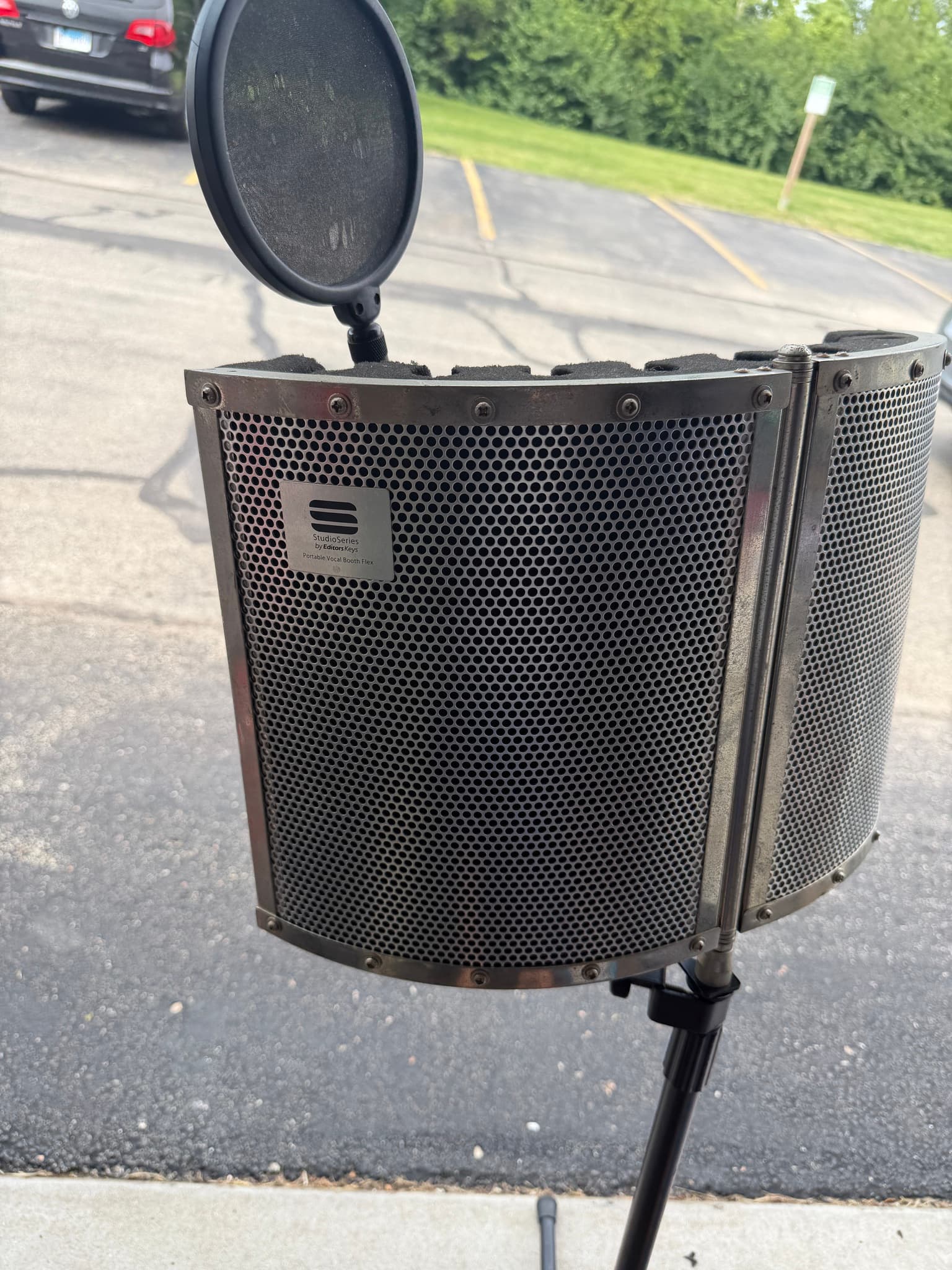Samson PS01 Portable Vocal Booth Microphone Isolation Shield w/ Stand Mount - Thumbnail 4