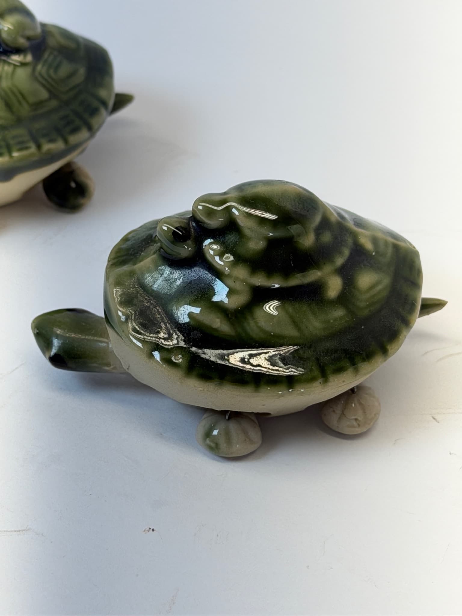2pc Ceramic Turtle Figurines Green Glaze For Parts/Not Working - Thumbnail 3