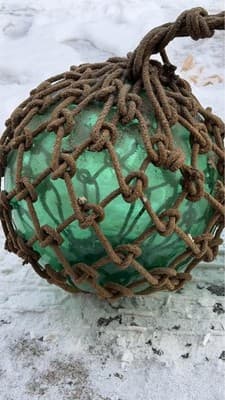 Vintage Green Glass Fishing Floats w Rope Net Nautical Decor Set of 2 - Thumbnail 5