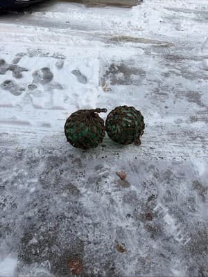 Vintage Green Glass Fishing Floats w Rope Net Nautical Decor Set of 2 - Thumbnail 4