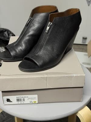 Franco Sarto Black Leather Slingback Heels Zip Front Women’s Shoes