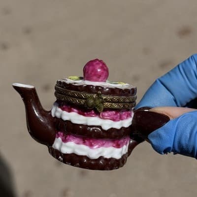Limoges France Peint Main Mini Teapot Trinket Box Hinged Hand Painted - Thumbnail 7