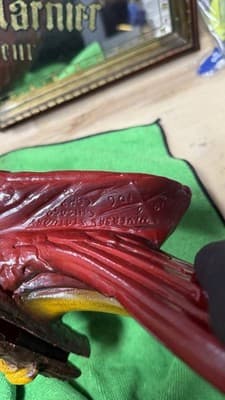 Vintage Parrot Statue Universal Statuary Corp 1976 Resin Bird NO STAND - Thumbnail 16