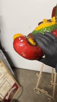 Vintage Parrot Statue Universal Statuary Corp 1976 Resin Bird NO STAND - Thumbnail 13