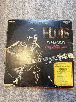 ELVIS PRESLEY/FROM MEMPHIS TO VEGAS DOUBLE VINYL LP LSP-6020 (1969) (HL)