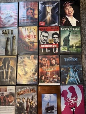 DVD Movie Lot 18 Titles Titanic Dirty Dancing X-Men Zombieland - Thumbnail 5