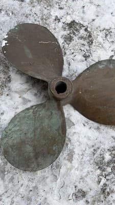 Vintage Bronze Boat Propeller 3 Blade Nautical Marine Decor Patina - Thumbnail 2