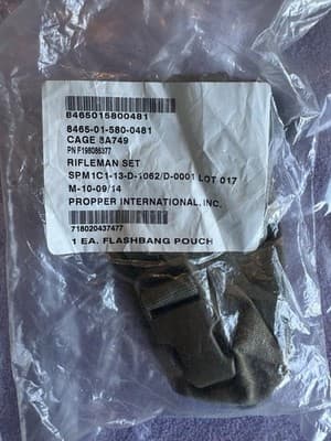 USGI Flashbang Pouch MOLLE Propper Intl NSN 8465-01-580-0481 Coyote