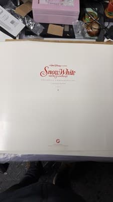 Disney Snow White Seven Dwarfs 1994 Commemorative Lithograph Disney Store - Thumbnail 7