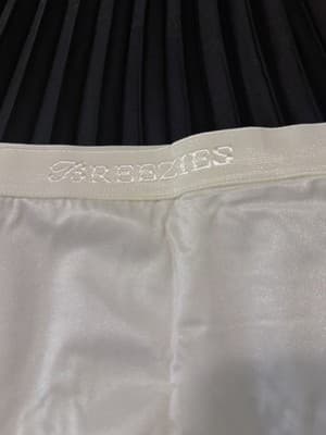 Breezies 3 Pc Panty Set Nude & Black Briefs UltimAir Comfort Size 10 - Thumbnail 2