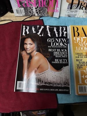 Lot 5 Fashion Magazines Harper’s Bazaar & GQ Jennifer Lopez Diana Paltrow - Thumbnail 6
