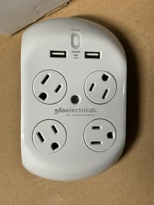 360 Electrical Rotating Power Strip 4 Outlet 2 USB Surge Protector