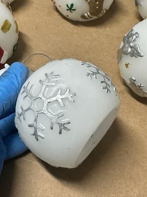 Set of 6 LED Christmas Ball Candles Battery Operated Holiday Decor - Thumbnail 7