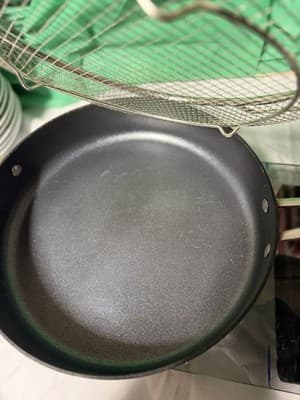 Nonstick Deep Frying Pan w/ Wire Basket Insert ~10” Skillet - Thumbnail 3