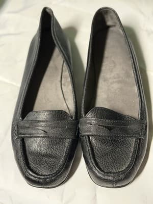 Women’s Black Leather Loafers Slip On Comfort Shoes US 9.5 EU 41.5 - Thumbnail 2