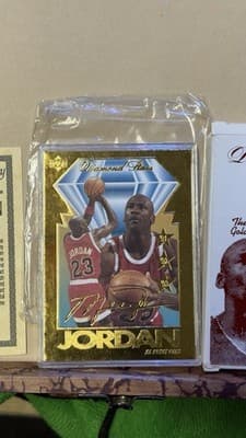 Michael Jordan Diamond Stars 23KT Gold Sculptured Trading Card – Upper Deck - Thumbnail 4