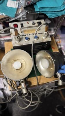Vintage Novatron 440 Plus studio flash power pack with two flash heads. - Thumbnail 11