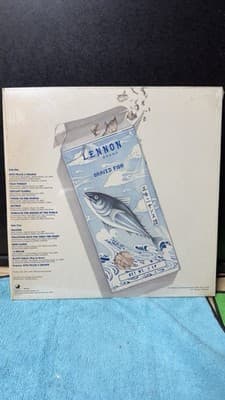 John Lennon Shaved Fish Vinyl LP Apple Records SW-3421 – Collectible – Untested - Thumbnail 6