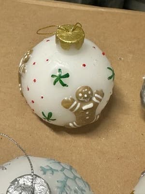 Set of 6 LED Christmas Ball Candles Battery Operated Holiday Decor - Thumbnail 5