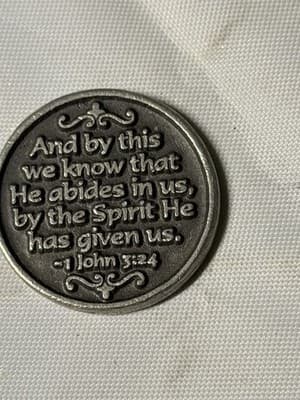 Christian Pewter Token Holy Spirit Dove 1 John 3:24 Religious Coin Medal - Thumbnail 2