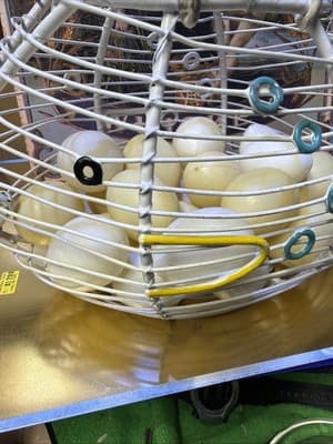 Iron Art Eggs Storage Basket Chicken Shaped Egg Holder Household Vegetables - Thumbnail 4