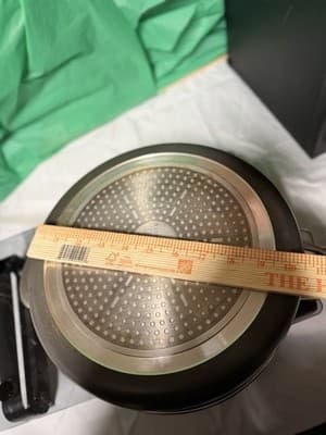 Nonstick Deep Frying Pan w/ Wire Basket Insert ~10” Skillet - Thumbnail 7