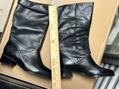 Markon Women’s Black Leather Ankle Boots Size 6 Slouch Low Heel - Thumbnail 6