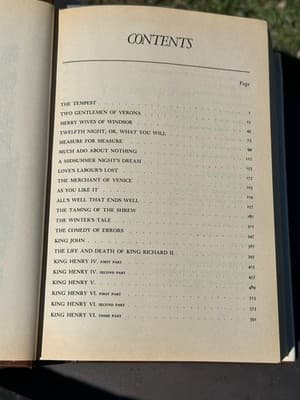 Vintage The Complete Works of William Shakespeare Illustrated Hardcover Book - Thumbnail 3