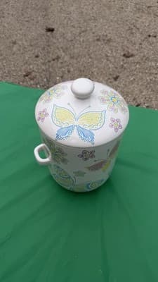 Temp-tations by Tara 3 Qt Covered Soup Mug Butterfly Floral Ceramic Bowl - Thumbnail 4