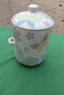 Temp-tations by Tara 3 Qt Covered Soup Mug Butterfly Floral Ceramic Bowl