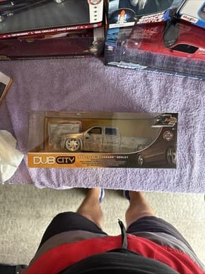 Jada Toys Dub City 1999 Chevy Silverado Dooley 1:24 Diecast Truck NIB - Thumbnail 6