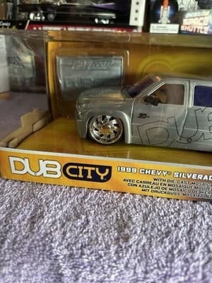Jada Toys Dub City 1999 Chevy Silverado Dooley 1:24 Diecast Truck NIB - Thumbnail 7