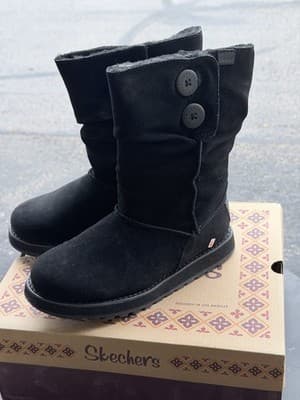 Skechers Australia Black Winter Boots Women’s Size 6