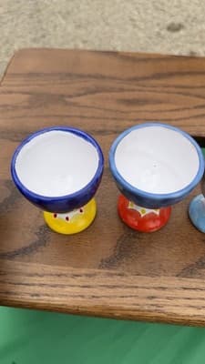 Set of 5 Italian Hand Painted Ceramic Egg Cups Nino Parrucca Ustica - Thumbnail 9