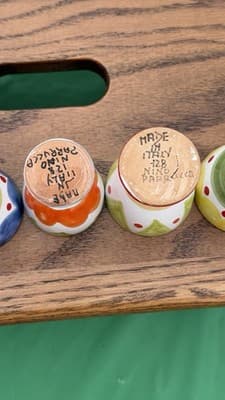 Set of 5 Italian Hand Painted Ceramic Egg Cups Nino Parrucca Ustica - Thumbnail 15