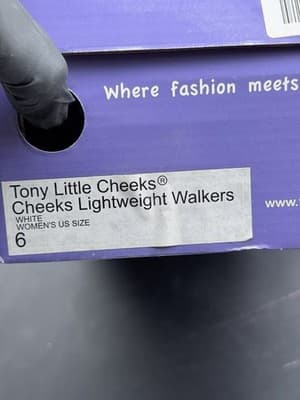 Tony Little Cheeks Lightweight Shoes Women’s Size 6 White New - Thumbnail 8