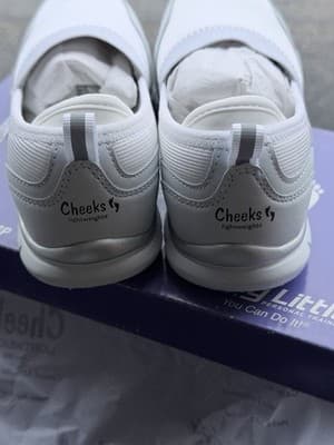 Tony Little Cheeks Lightweight Shoes Women’s Size 6 White New - Thumbnail 5