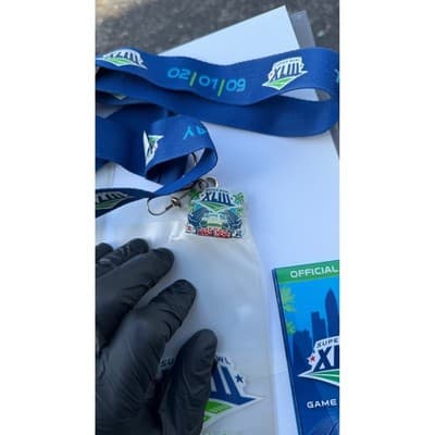 Super Bowl XLIII 2009 Tampa Bay Tickets Lanyards and Game Day Guide Set NFL - Thumbnail 10