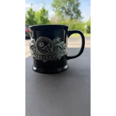 Pittsburgh Steelers NFL Black Ceramic Coffee Mug with Metal Pewter Emblem 3D - Thumbnail 4