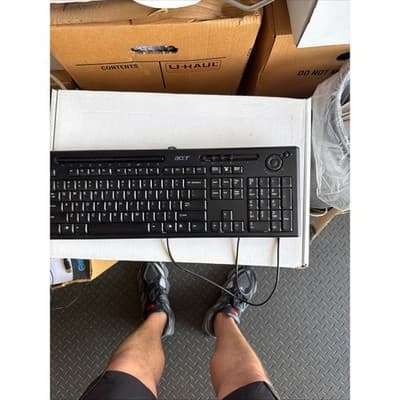 Acer Wired Multimedia Keyboard with Volume Dial and Logitech Wireless Mouse Bund - Thumbnail 2
