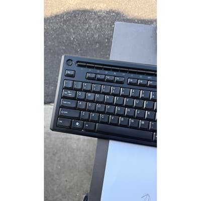 Acer Wired Multimedia Keyboard with Volume Dial and Logitech Wireless Mouse Bund - Thumbnail 9