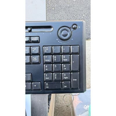 Acer Wired Multimedia Keyboard with Volume Dial and Logitech Wireless Mouse Bund - Thumbnail 6