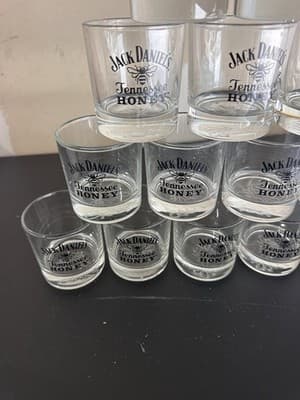 Lot of 19 Jack Daniel’s Tennessee Honey Whiskey Glasses + 1 Sox Glass - Thumbnail 7