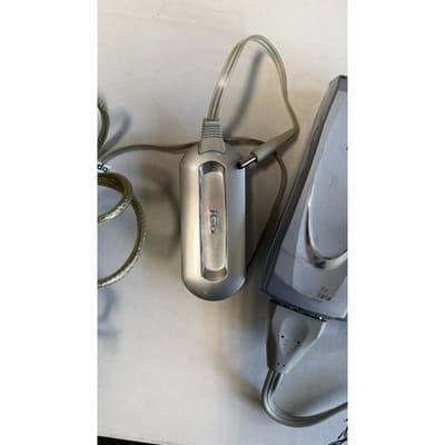 iGo Juice 70 Universal AC DC Power Adapter Laptop Charger PS0055 Silver - Thumbnail 5