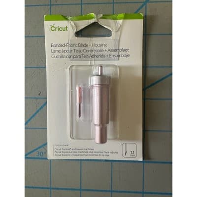 Cricut Bonded-Fabric Blade and Housing Pink for Explore and Maker Machines - Thumbnail 2