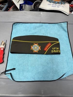 VFW 9424 Life Member Garrison Cap Deerfield Cambridge WI + Korean War Pin - Thumbnail 2