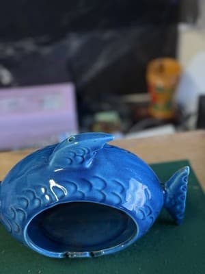 Rare Vintage Blue Pottery Fish Hanging Ashtray w/ Chain MCM Mid Century Modern - Thumbnail 4