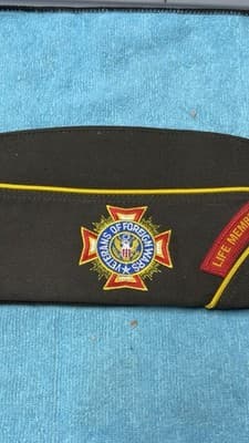VFW 9424 Life Member Garrison Cap Deerfield Cambridge WI + Korean War Pin - Thumbnail 4
