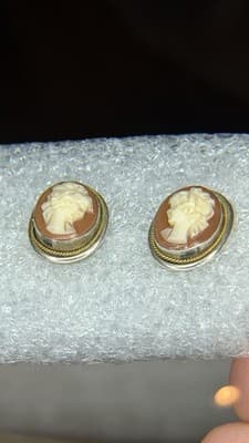 Vintage Cameo Style Stud Earrings Silver Tone Oval Lady Portrait - Thumbnail 4